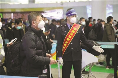 杭州出入境边防检查站多措并举保通关
