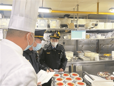 温州酒店“年夜饭”可放心吃吗？ 市场监管部门发布“红黑榜”