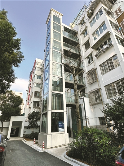 “加梯”服务电话被打爆  住建部门七问七答回应热点问题