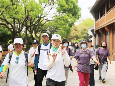 “普陀山之春”启幕 600余人禅行