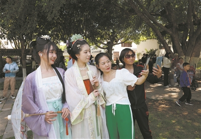 “九山书会 大宋戏仓”开市