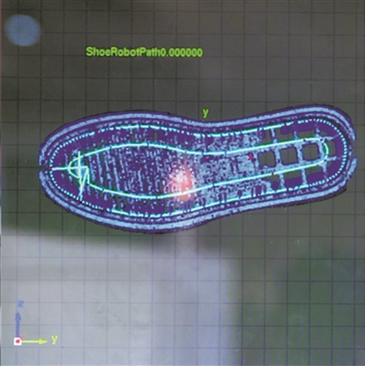 机器人“手眼协调” 领跑鞋服制造自动化赛道