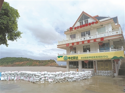 当天文大潮遇上台风“卡努”  温州市多地出现海水、江水倒灌