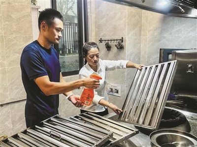 亚运执勤模式即将开启，相处不到3个月的“亲人”不得不分开