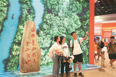 这场大展， 宁波以20年岁月书写的华章璀璨耀眼