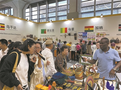 迎来96.63万人次观展，现场交易额和意向交易额达5.36亿元  温州文博会，期待下次更美的相遇