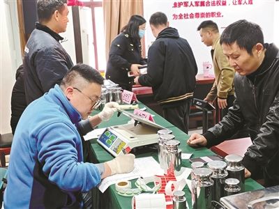 西湖龙井预计还有十多天就可开采 春茶还没采 服务先上门