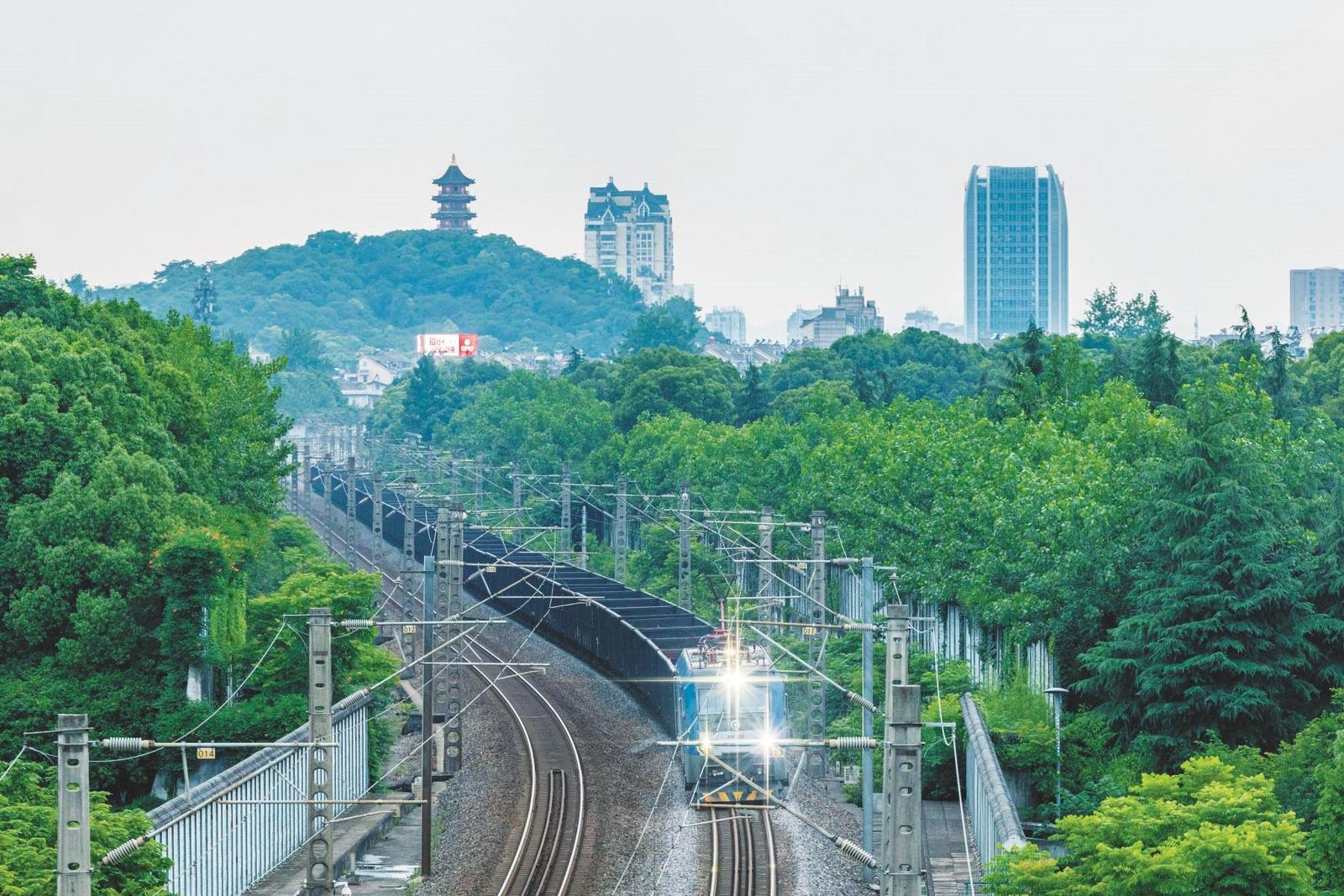 动静间的城市之美