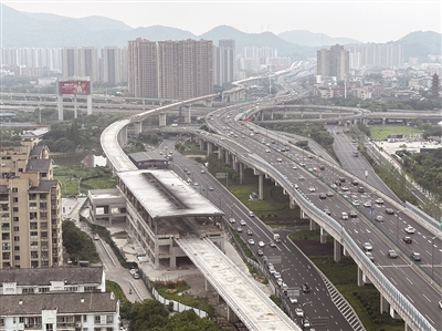 新“长龙”初现  市域铁路网织密提速