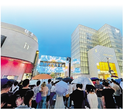 一周开出四个“王炸” 西湖边的“盲盒”超前在哪里？