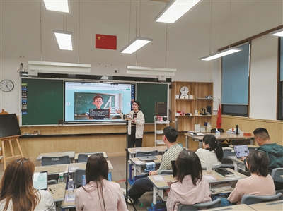从个人摸索到全员共创 胜利实验老师自发的“AI夜学”催生课堂革命
