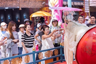 暑期旅游 “热”力四射