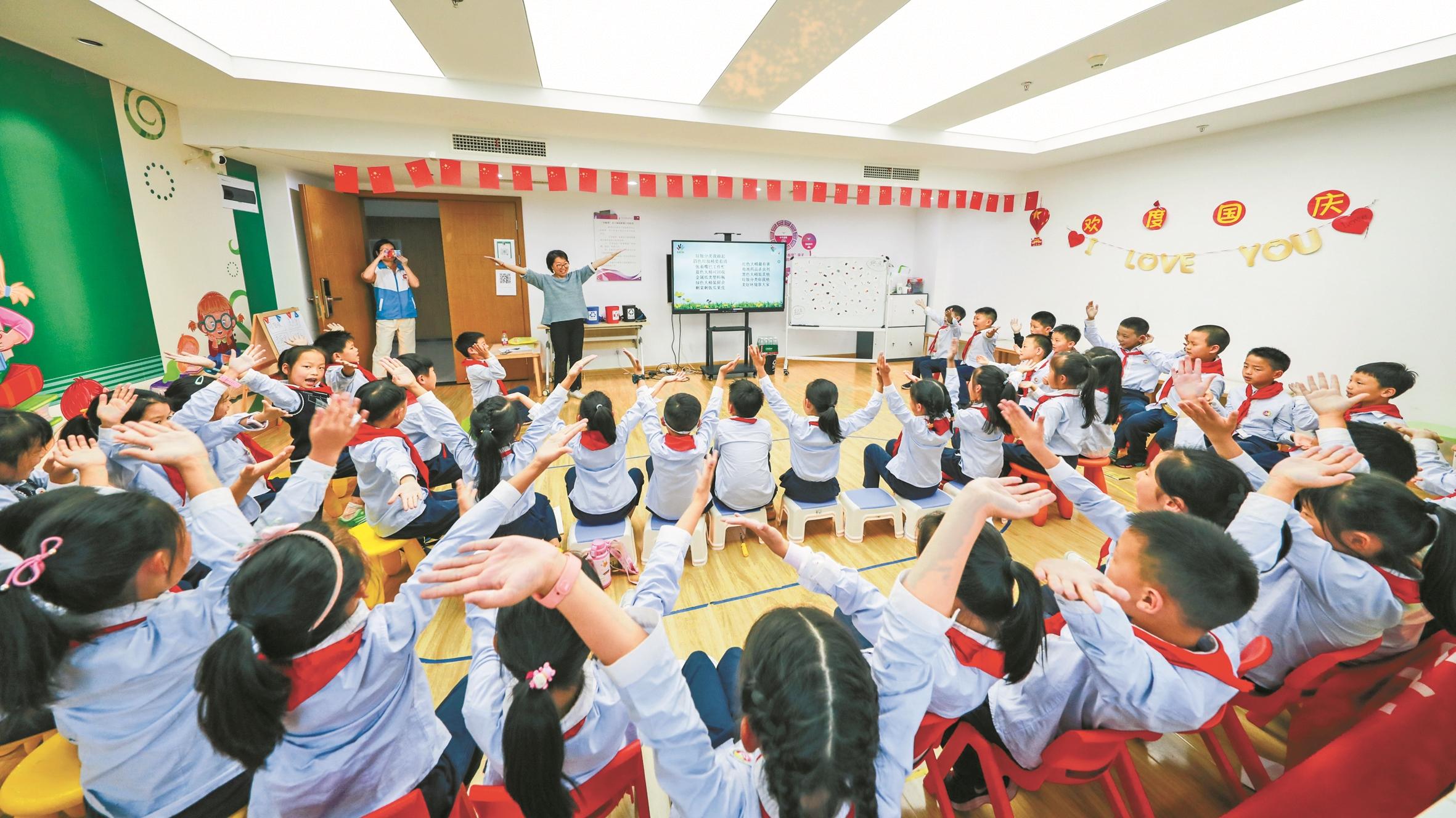 从一域实践成为全国样板 “小板凳故事会”将在103个城市推广落地